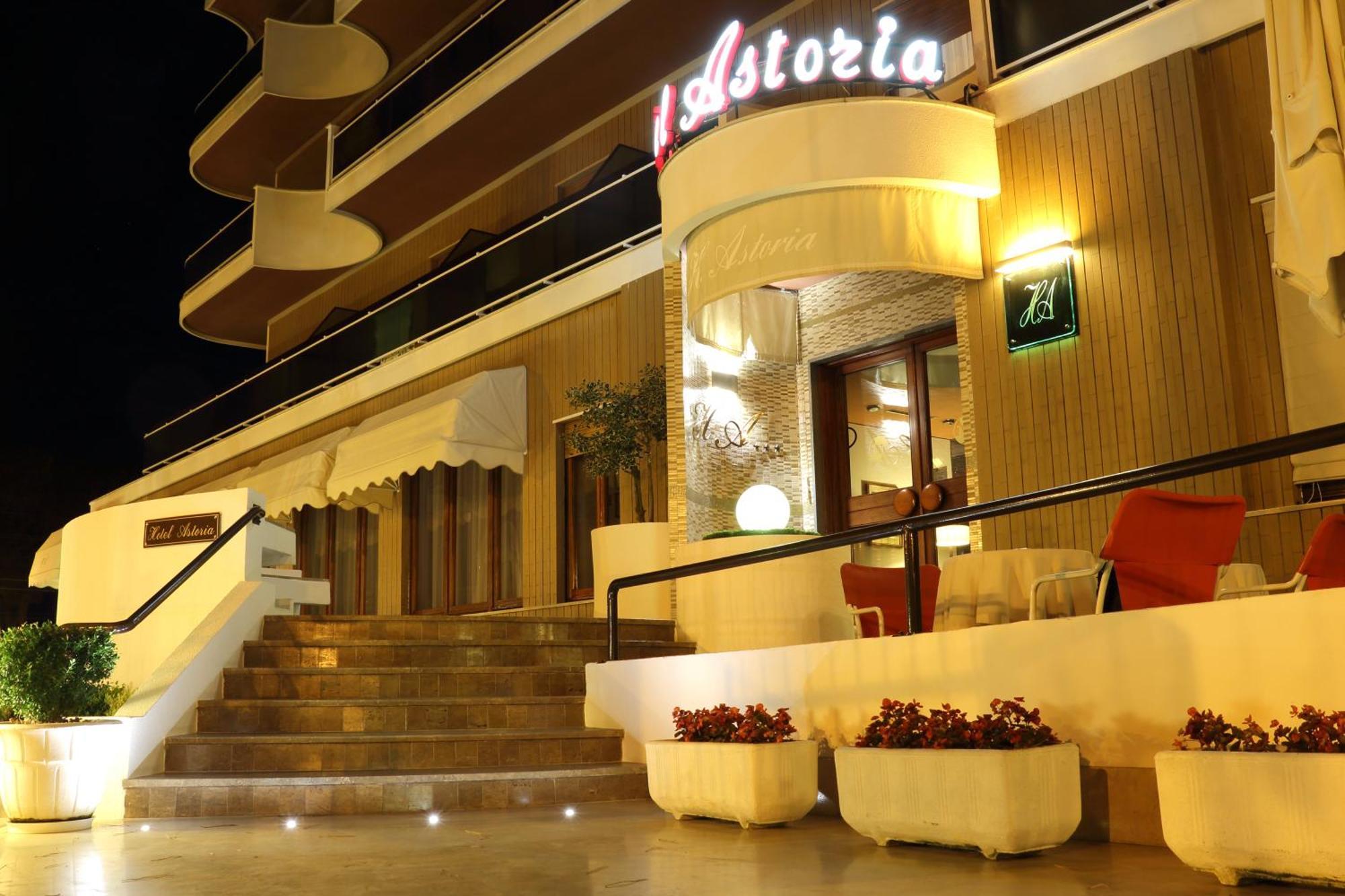 Hotel Astoria Pineto Exterior photo
